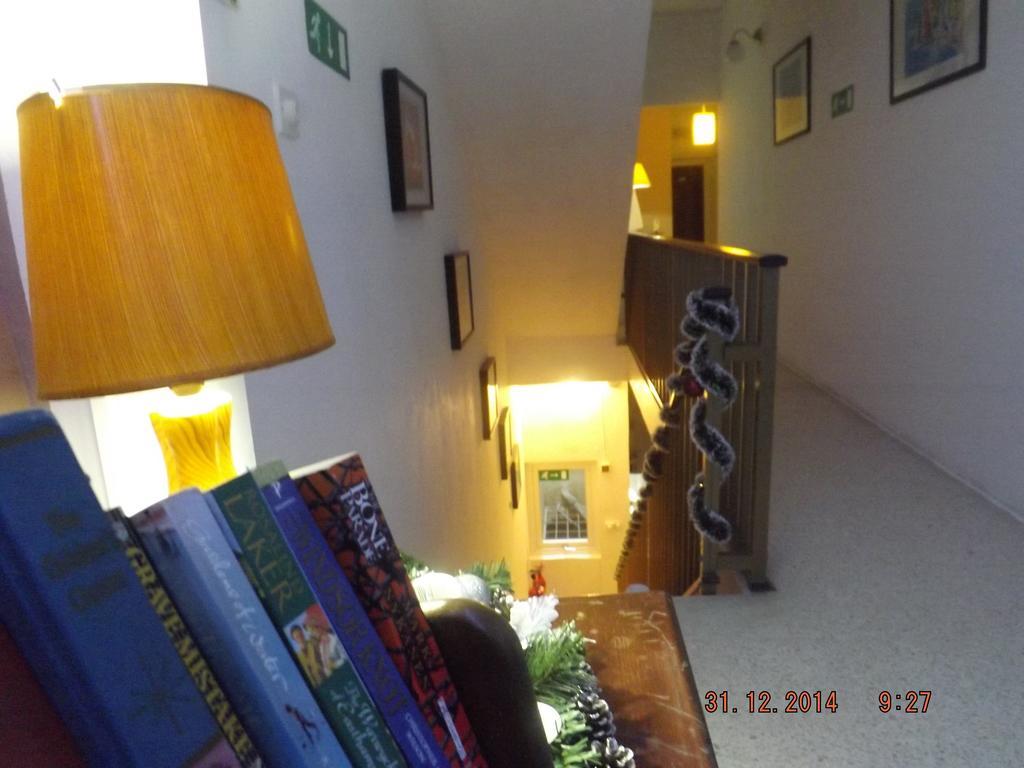 Sunstone Boutique Guest House Buġibba Exteriör bild