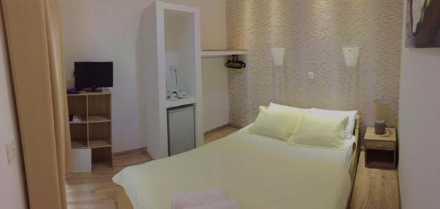 Sunstone Boutique Guest House Buġibba Exteriör bild
